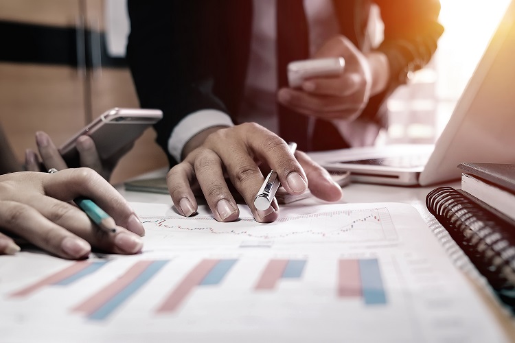 Security Risk Auditing and Analysis Security Risk Auditing and Analysis